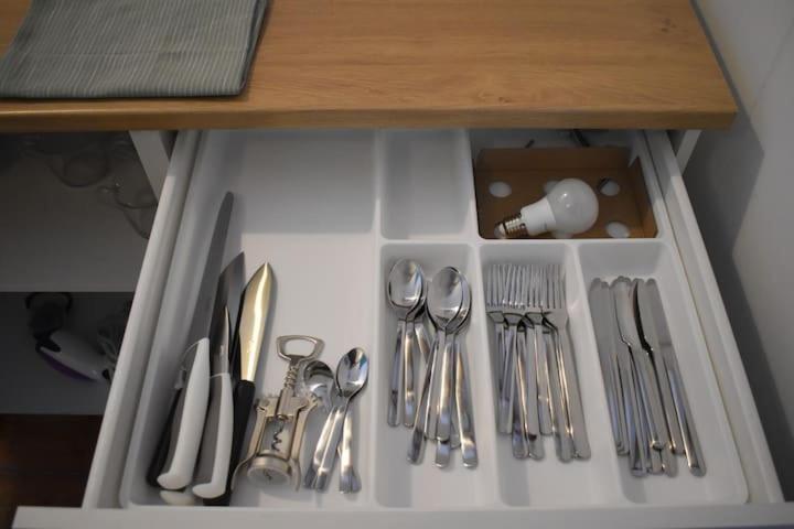 Private 4P Top Floor - Hostel Apartment อัมสเตอร์ดัม ภายนอก รูปภาพ